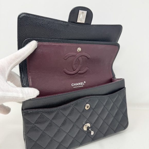Chanel Classic Medium Caviar Double Flap bag - Picture 8 of 12